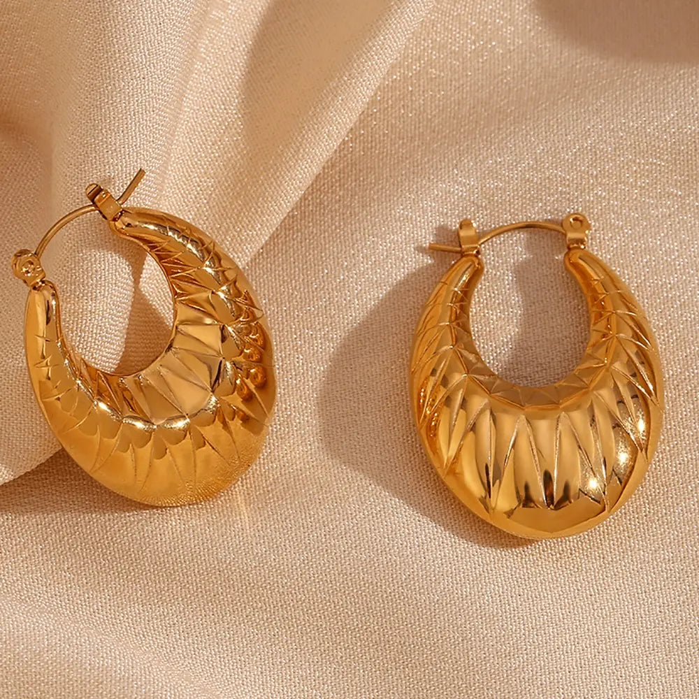 Gold Plated Anti-Tarnish Texture Oval Croissant Hoop Earrings