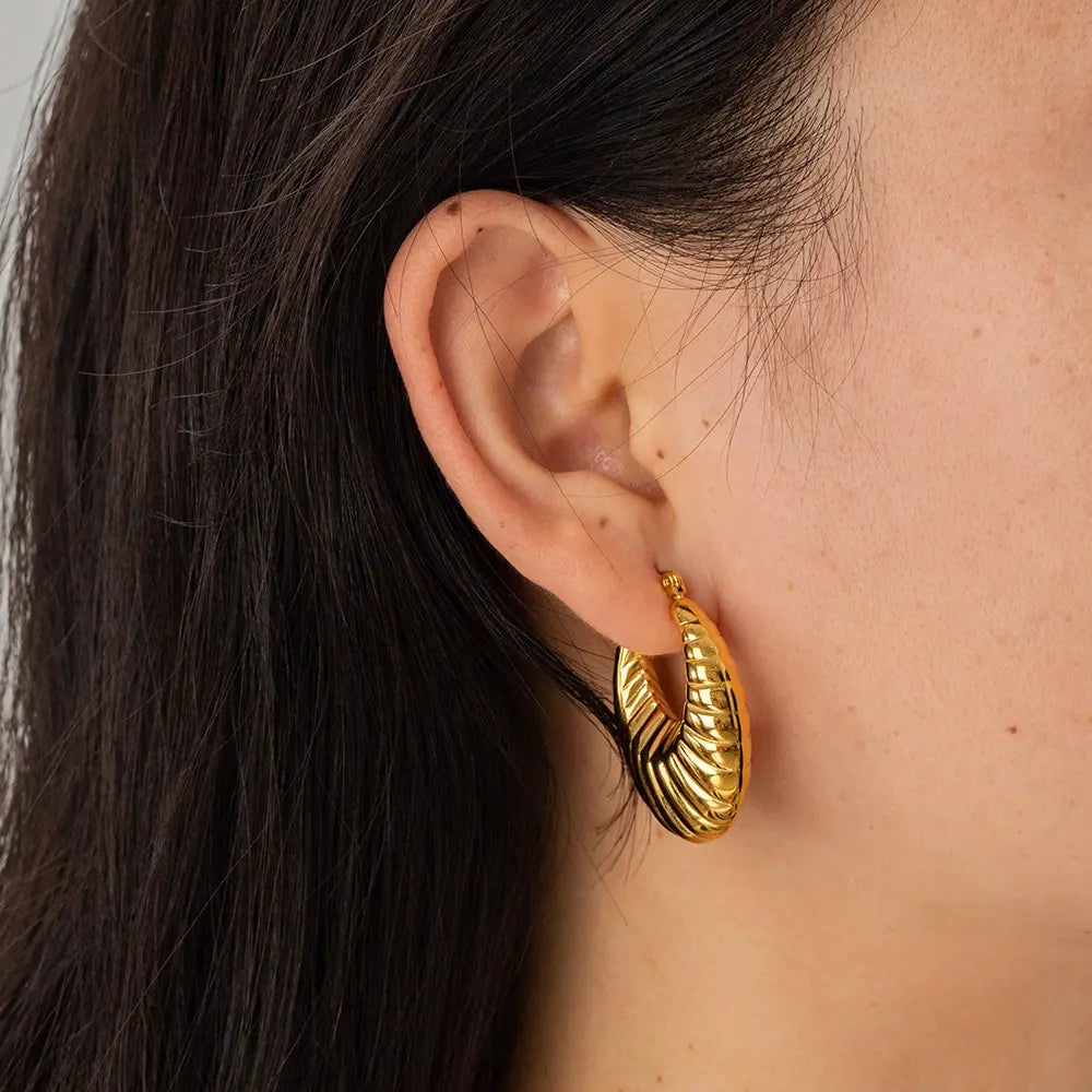 Gold Plated Anti-Tarnish Texture Oval Croissant Hoop Earrings