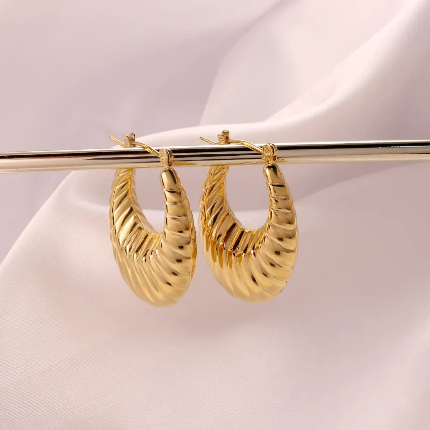 Gold Plated Anti-Tarnish Texture Oval Croissant Hoop Earrings